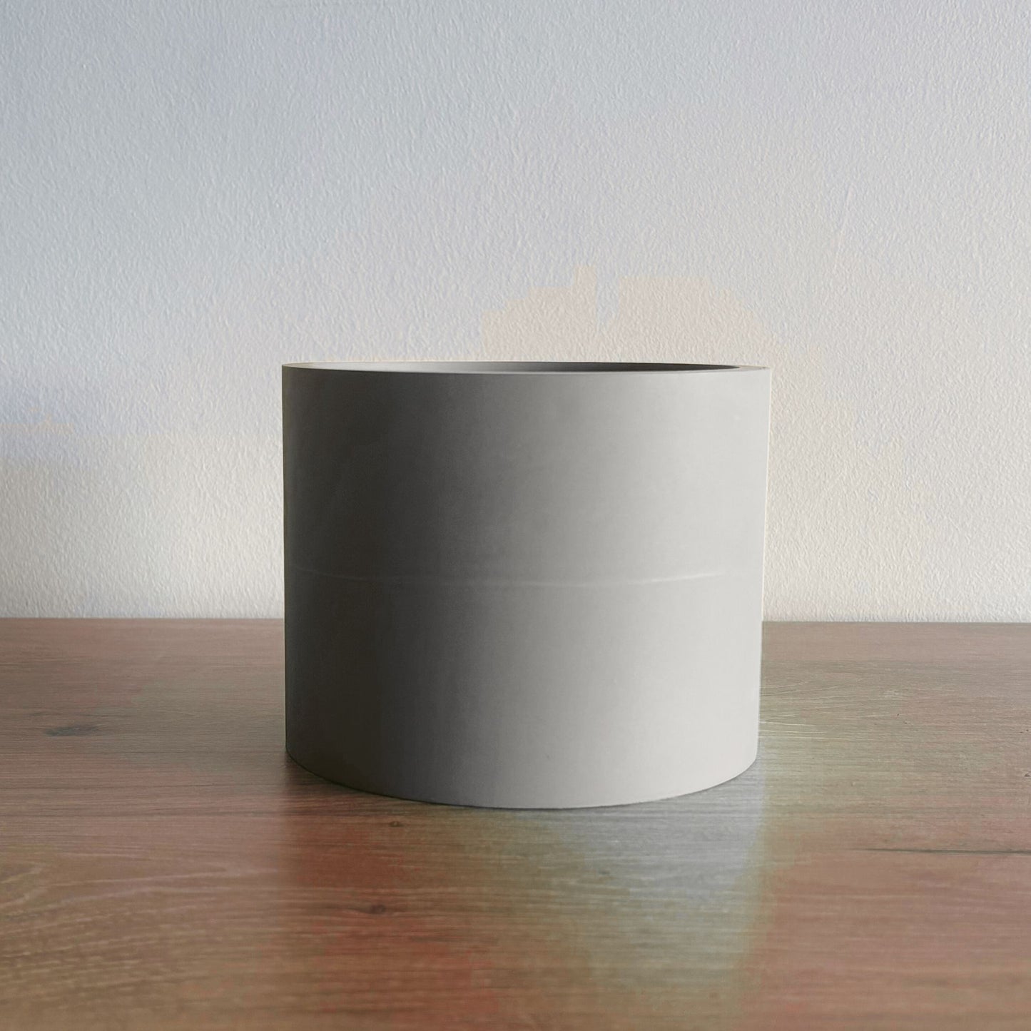 Mono Mood | Custom Eco Resin Planter