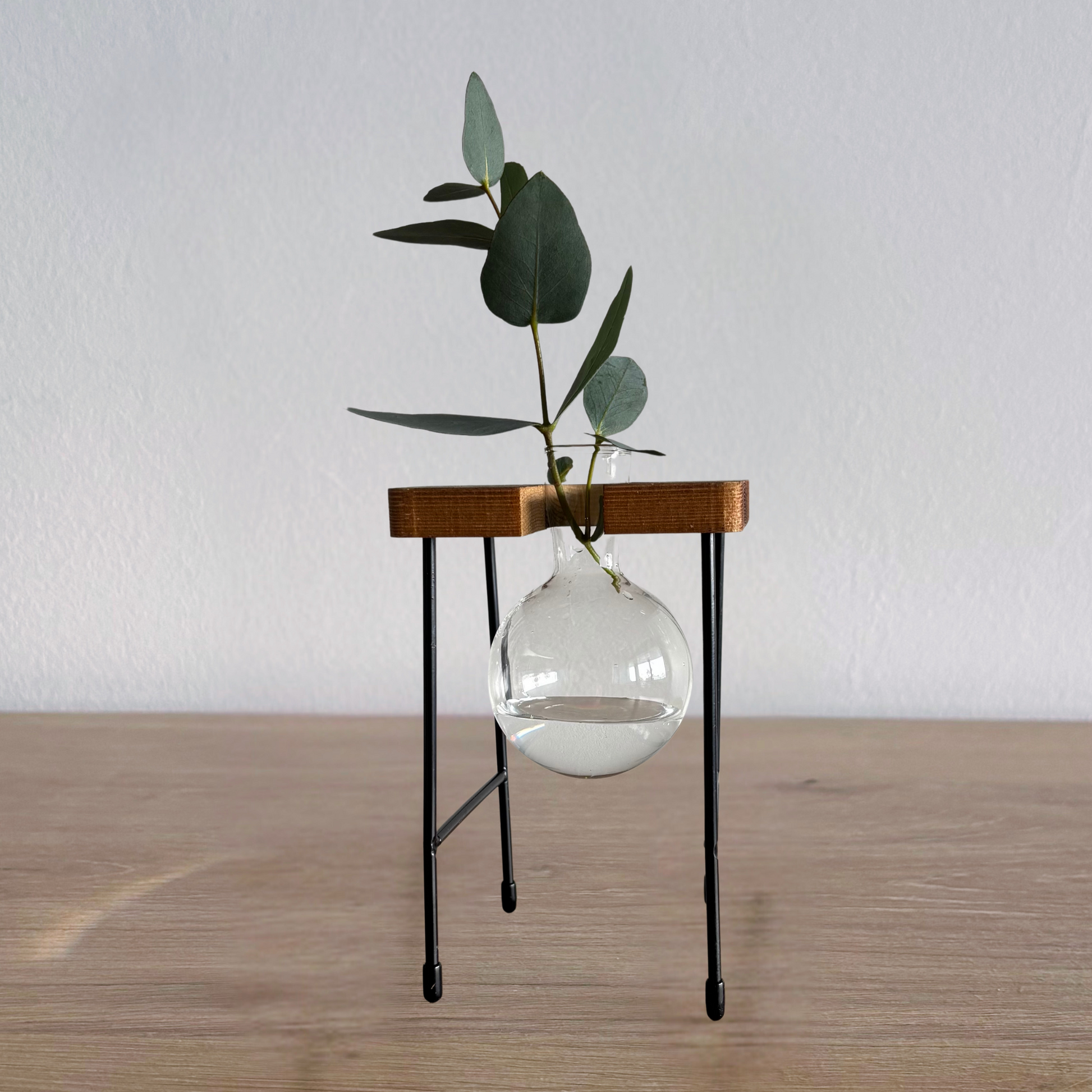 single flask vase stand with flower